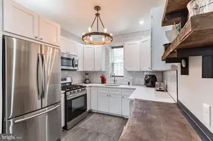 1348 S Dover St, Philadelphia, PA 19146 - Photo 9