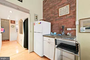 2126 South St, Philadelphia, PA 19146 - Photo 3