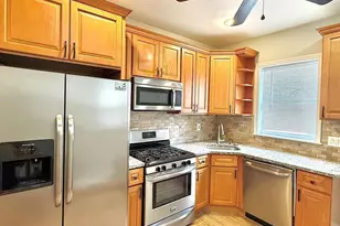 2207 S Hemberger St, Philadelphia, PA 19145 - Photo 5