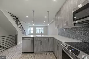 1702 N Gratz St, Philadelphia, PA 19121 - Photo 3