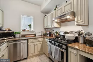 408 E Girard Ave, Philadelphia, PA 19125 - Photo 11