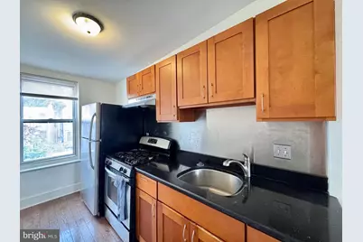 2228 Fairmount Avenue #3, Philadelphia, PA 19130 - Photo 7