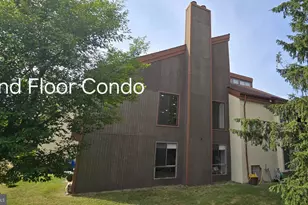 5026 N Convent Ln, Philadelphia, PA 19114 - Photo 3