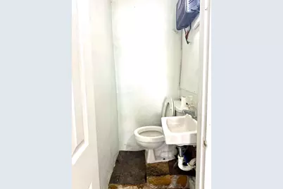 211 W Ontario Street, Philadelphia, PA 19140 - Photo 5