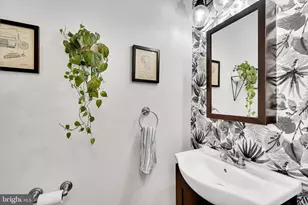 2508 E Sergeant St, Philadelphia, PA 19125 - Photo 17
