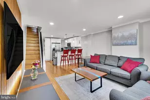 2508 E Sergeant St, Philadelphia, PA 19125 - Photo 3