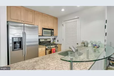 317 Vine Street #109, Philadelphia, PA 19106 - Photo 11
