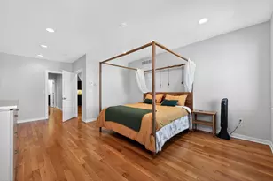 1923 S 6th St, Philadelphia, PA 19148 - Photo 17