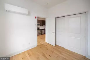 427 Monroe St, Philadelphia, PA 19146 - Photo 11