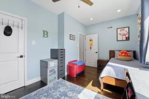 1337 S Opal St, Philadelphia, PA 19146 - Photo 17