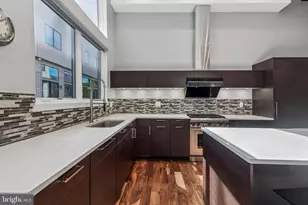 817 N Orkney St, Philadelphia, PA 19123 - Photo 47