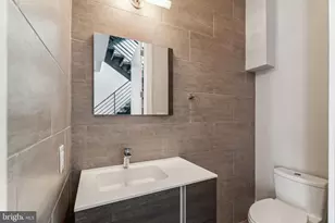 817 N Orkney St, Philadelphia, PA 19123 - Photo 57