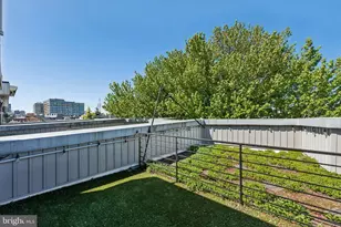 817 N Orkney St, Philadelphia, PA 19123 - Photo 13