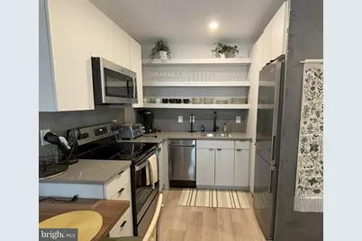 2009 N Howard Street #315F, Philadelphia, PA 19122 - Photo 3