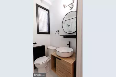 1008 N 5th Street #D, Philadelphia, PA 19123 - Photo 11