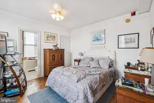 2031 Locust St, Philadelphia, PA 19103 - Photo 5