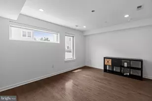418 Wallace St, Philadelphia, PA 19123 - Photo 17