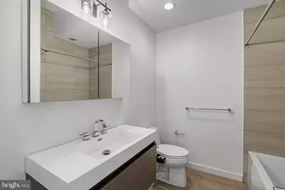 418 Wallace Street, Philadelphia, PA 19123 - Photo 15
