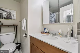 604 S Washington Square, Philadelphia, PA 19106 - Photo 7
