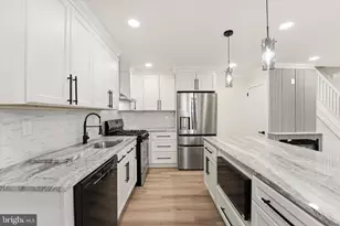 8030 Ferndale St, Philadelphia, PA 19111 - Photo 9