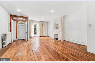 2203 Spruce Street, Philadelphia, PA 19103 - Photo 3