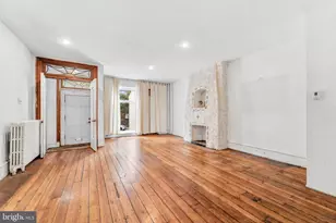 2203 Spruce St, Philadelphia, PA 19103 - Photo 3