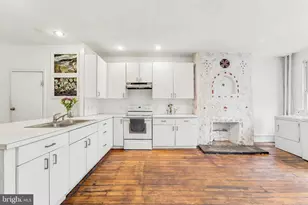 2203 Spruce St, Philadelphia, PA 19103 - Photo 5