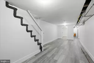 2235 W Ontario St, Philadelphia, PA 19140 - Photo 19