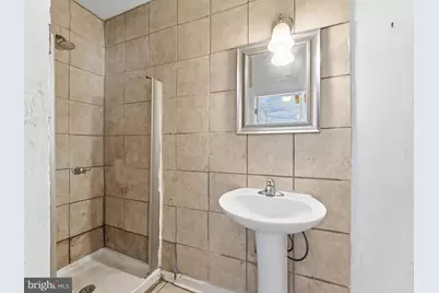 2338 W Hagert Street, Philadelphia, PA 19132 - Photo 9