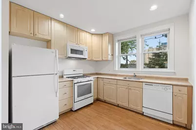 406 N 42nd Street, Philadelphia, PA 19104 - Photo 7