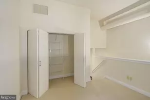 2429 Locust St, Philadelphia, PA 19103 - Photo 9