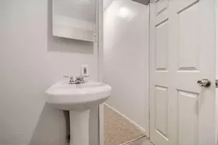 2002 E York St, Philadelphia, PA 19125 - Photo 11