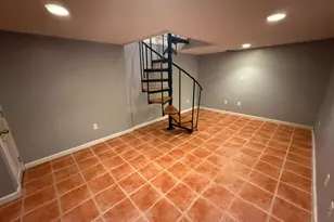 1543 W Thompson St, Philadelphia, PA 19121 - Photo 13