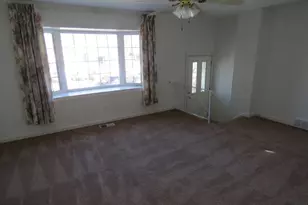 12839 Elnora Rd, Philadelphia, PA 19154 - Photo 3