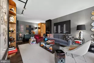 1326 Spruce St, Philadelphia, PA 19107 - Photo 13