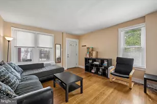 170 Shurs Ln, Philadelphia, PA 19127 - Photo 3