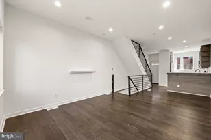 2045 Watkins St, Philadelphia, PA 19145 - Photo 5