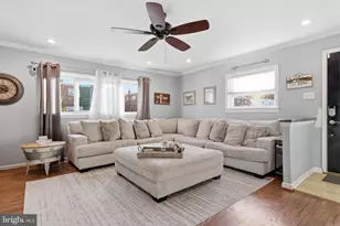 2754 Clayton St, Philadelphia, PA 19152 - Photo 5