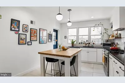 1821 S 10th Street, Philadelphia, PA 19148 - Photo 17