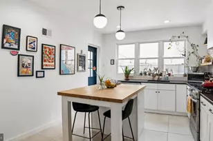 1821 S 10th St, Philadelphia, PA 19148 - Photo 17