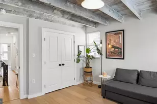 1821 S 10th St, Philadelphia, PA 19148 - Photo 27