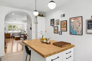 1821 S 10th St, Philadelphia, PA 19148 - Photo 21
