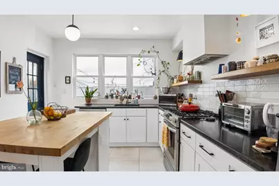1821 S 10th Street, Philadelphia, PA 19148 - Photo 19