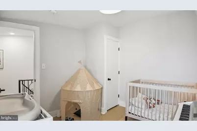 1821 S 10th Street, Philadelphia, PA 19148 - Photo 29