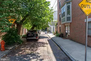 602 Fulton St, Philadelphia, PA 19147 - Photo 27