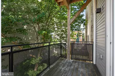 910 N 17th Street #2, Philadelphia, PA 19130 - Photo 9