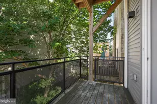 910 N 17th St, Philadelphia, PA 19130 - Photo 9