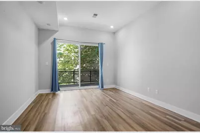 910 N 17th Street #2, Philadelphia, PA 19130 - Photo 5