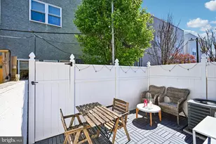 2309 E Firth St, Philadelphia, PA 19125 - Photo 27