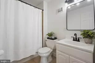 2204 Kimball St, Philadelphia, PA 19146 - Photo 25
